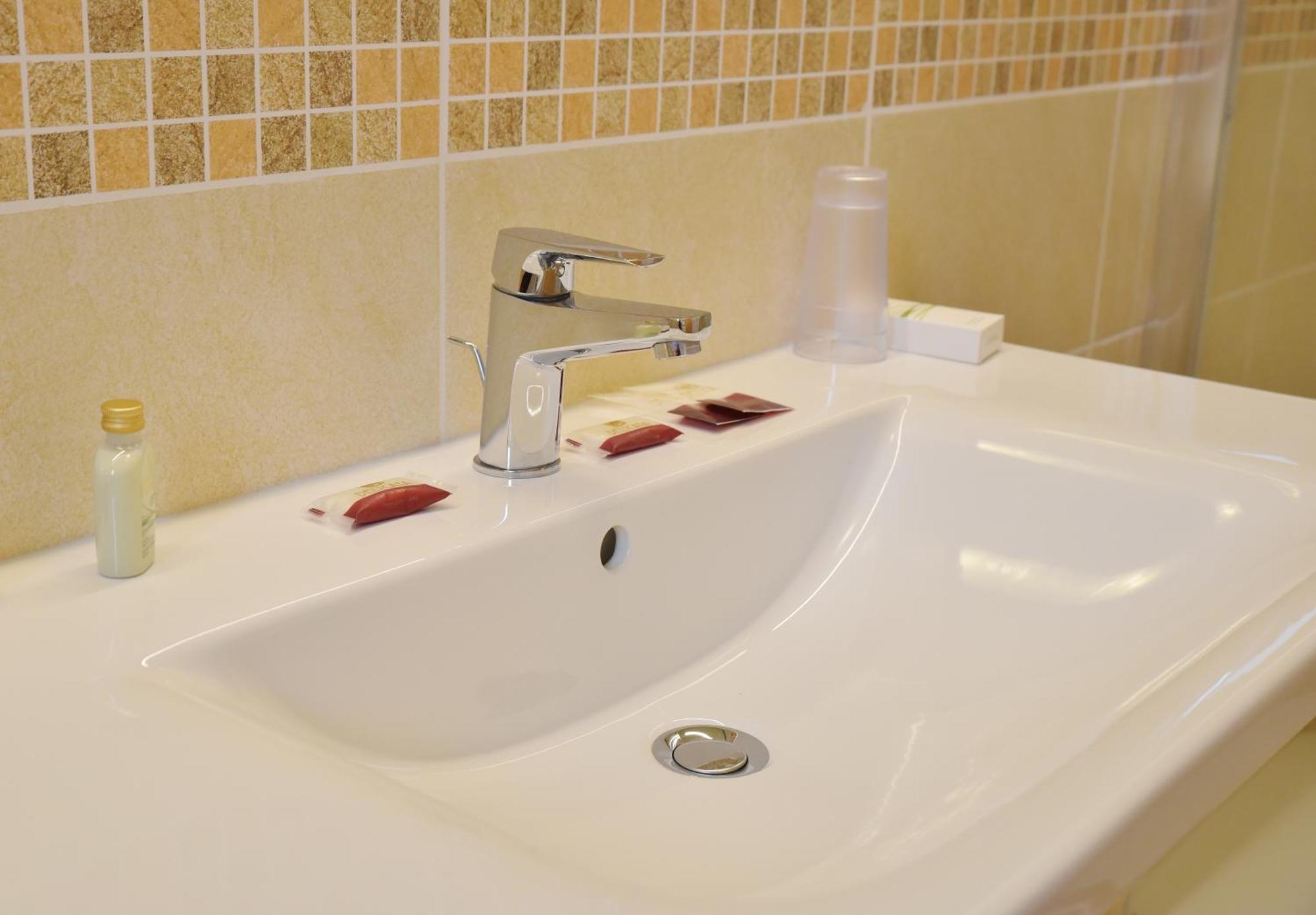 Hotel Regina Cortina dʼAmpezzo Værelse billede