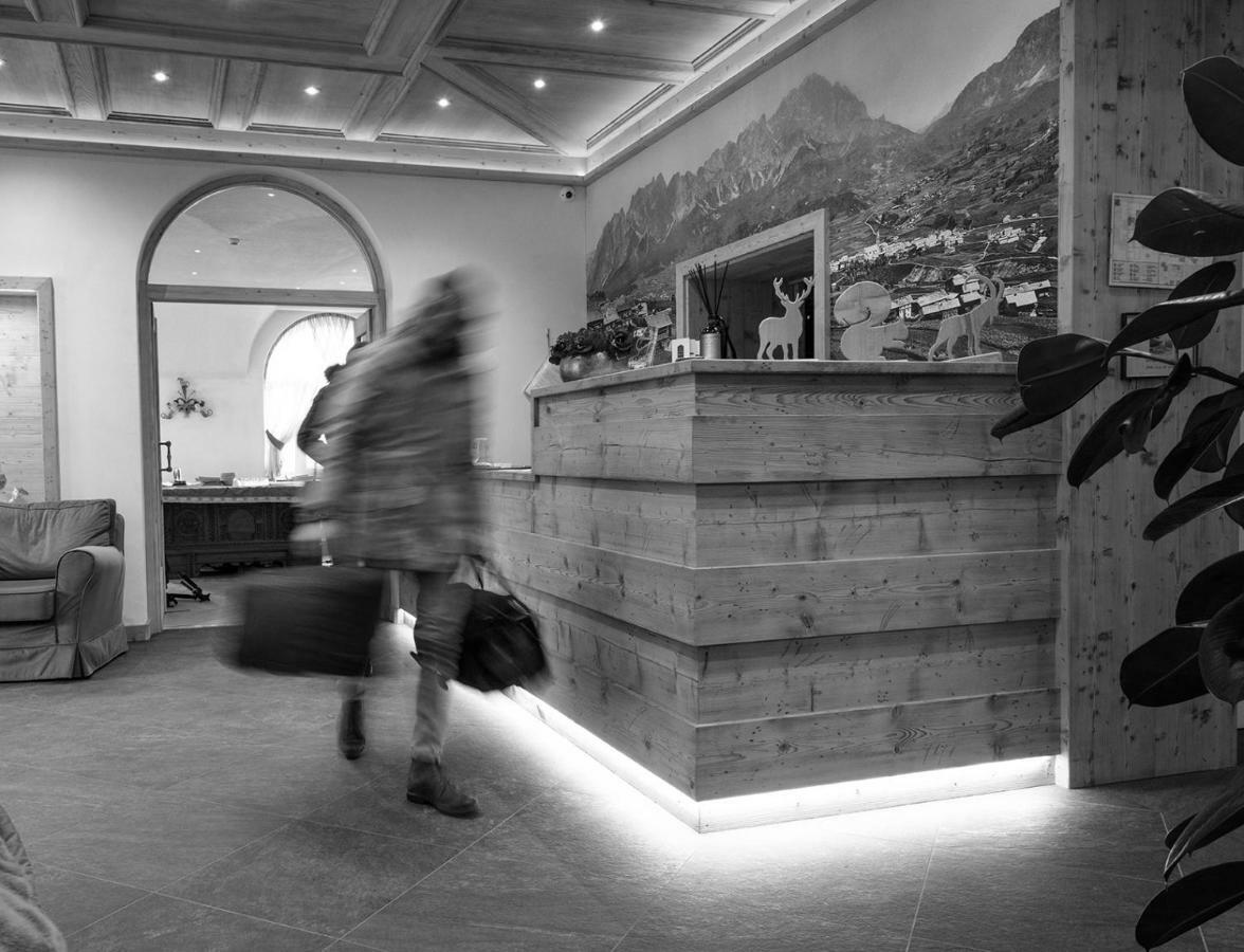 Hotel Regina Cortina dʼAmpezzo Eksteriør billede