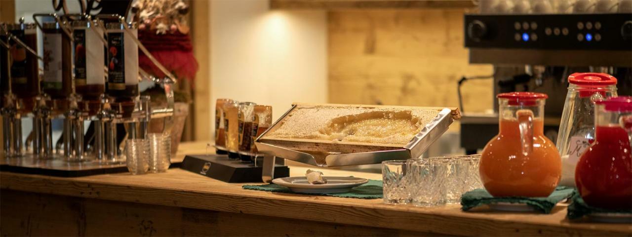 Hotel Regina Cortina dʼAmpezzo Eksteriør billede